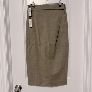 ARITZIA - Babaton - Viggi Skirt - Size 2